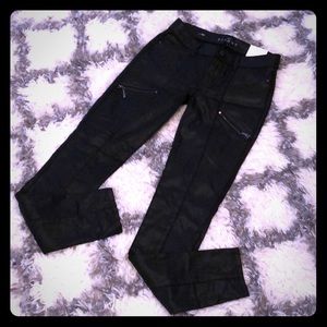New 00 faux leather pant w/ tags WHBM “the Skinny”